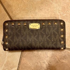 Michael Kors wallet